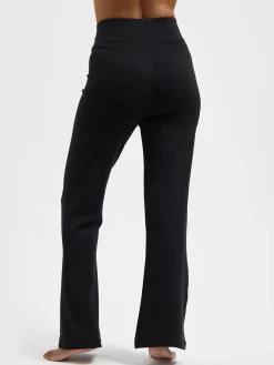 Cayha Flared Yoga Pants - Onyx Black