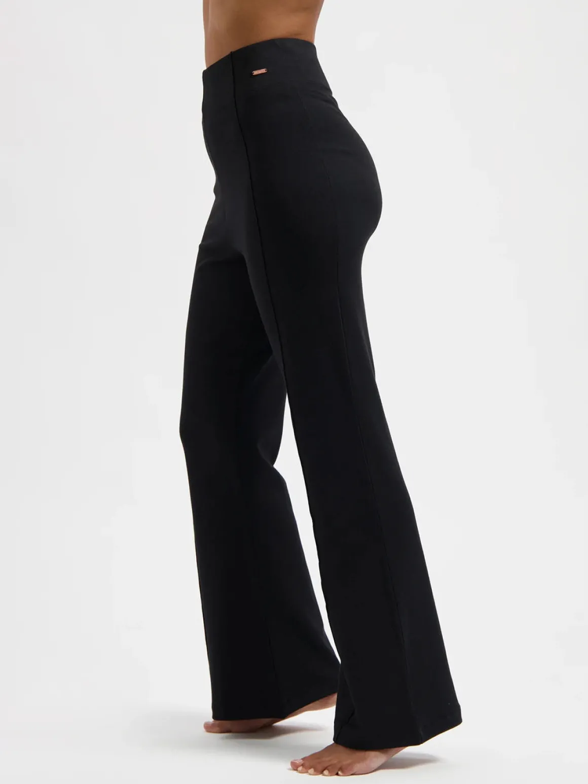 Cayha Flared Yoga Pants - Onyx Black