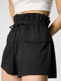 Cora Pocket Shorts - Black