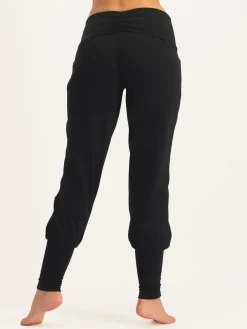 Devi Yoga Pants - Onyx Black