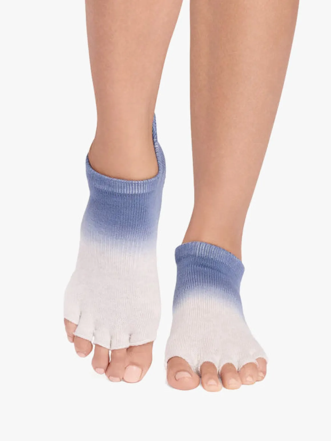Half Toe Low Rise Grip Socks - Soft Blue Ombre