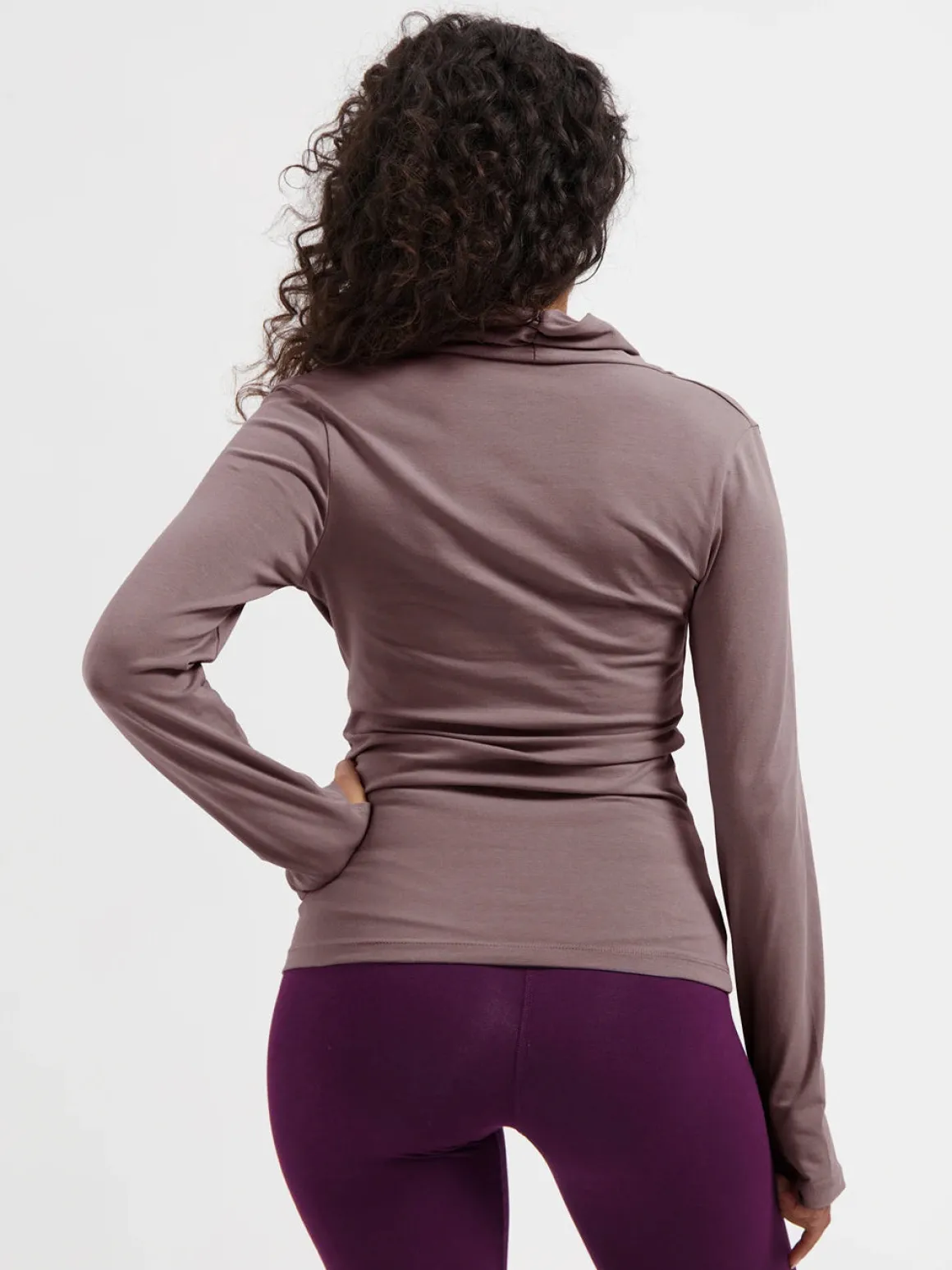 Ishtar Long Sleeve Yoga Top - Fireclay