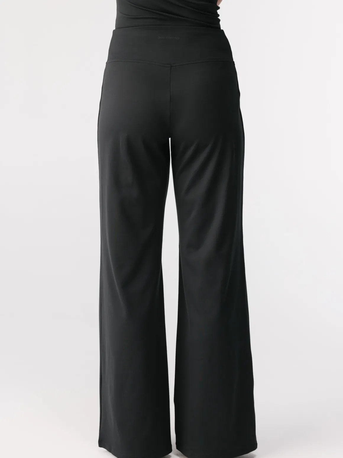 Jada Straight Leg Pants- Black