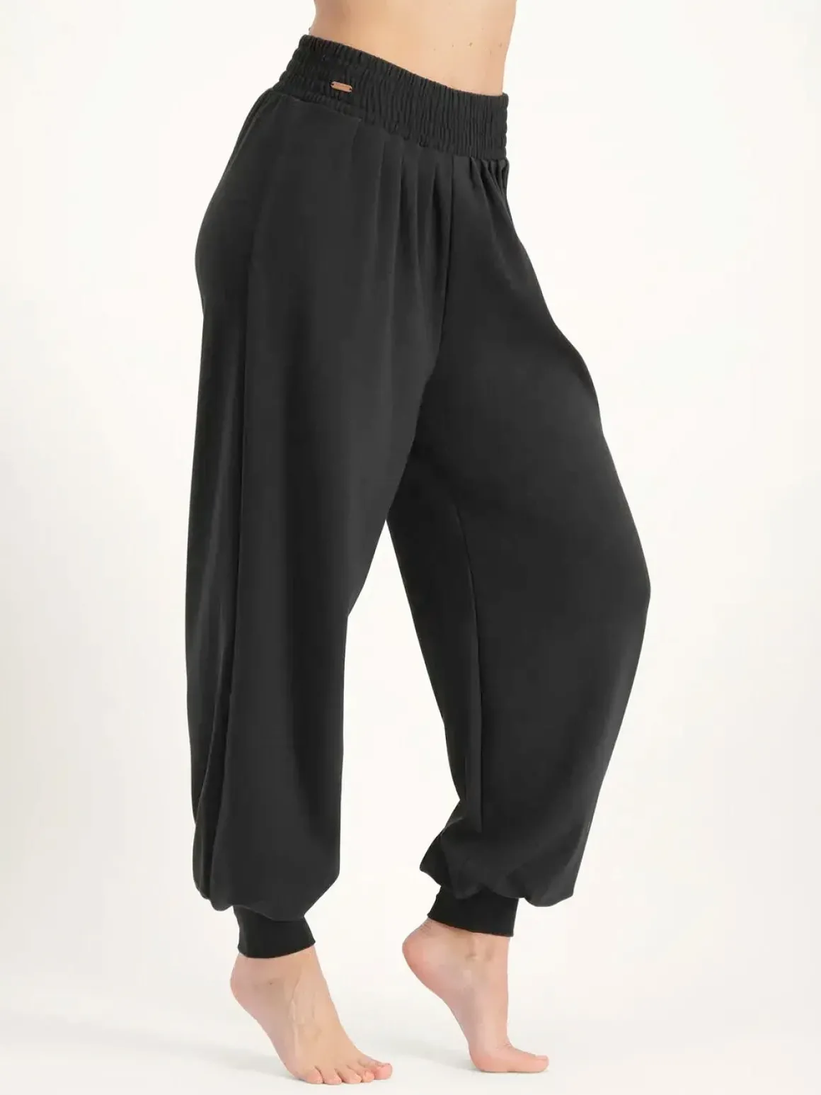 Jaya Harem Summer Yoga Pants - Onyx Black