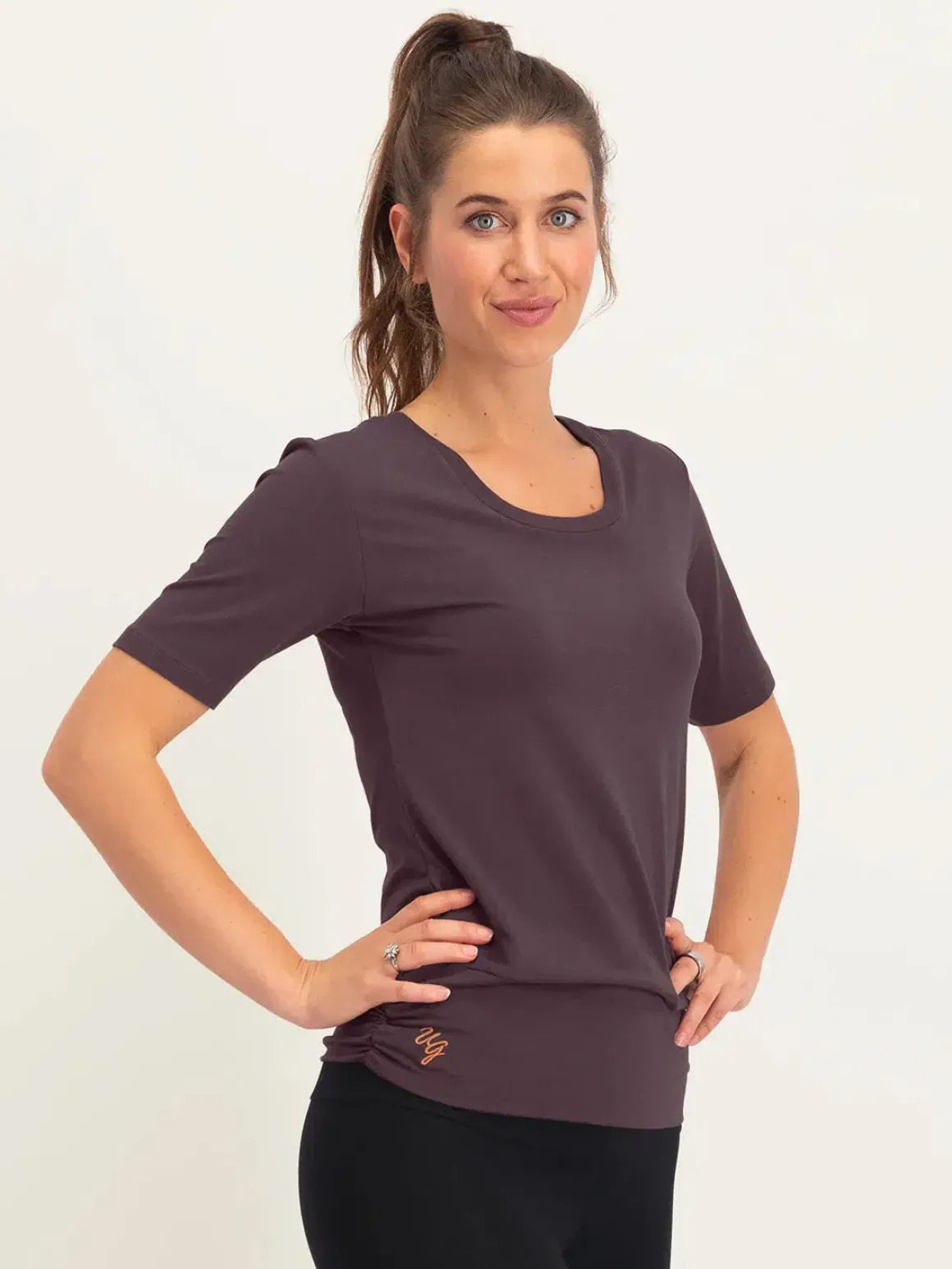Kami Yoga Tee - Berry