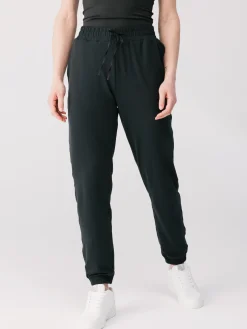 Reset Slim Straight Jogger- Black