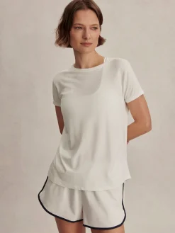 Saskia Seamless Longline Tee - White