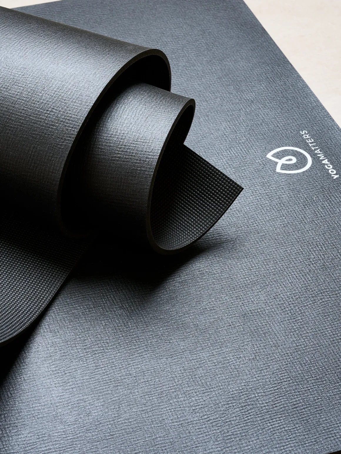 Signature Studio Yoga Mat - Nearly Perfect - Long – Black