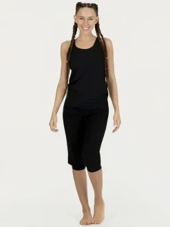 Sukha Capri Yoga Pants - Onyx Black