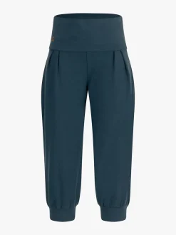 Sukha Capri Yoga Pants - Orion
