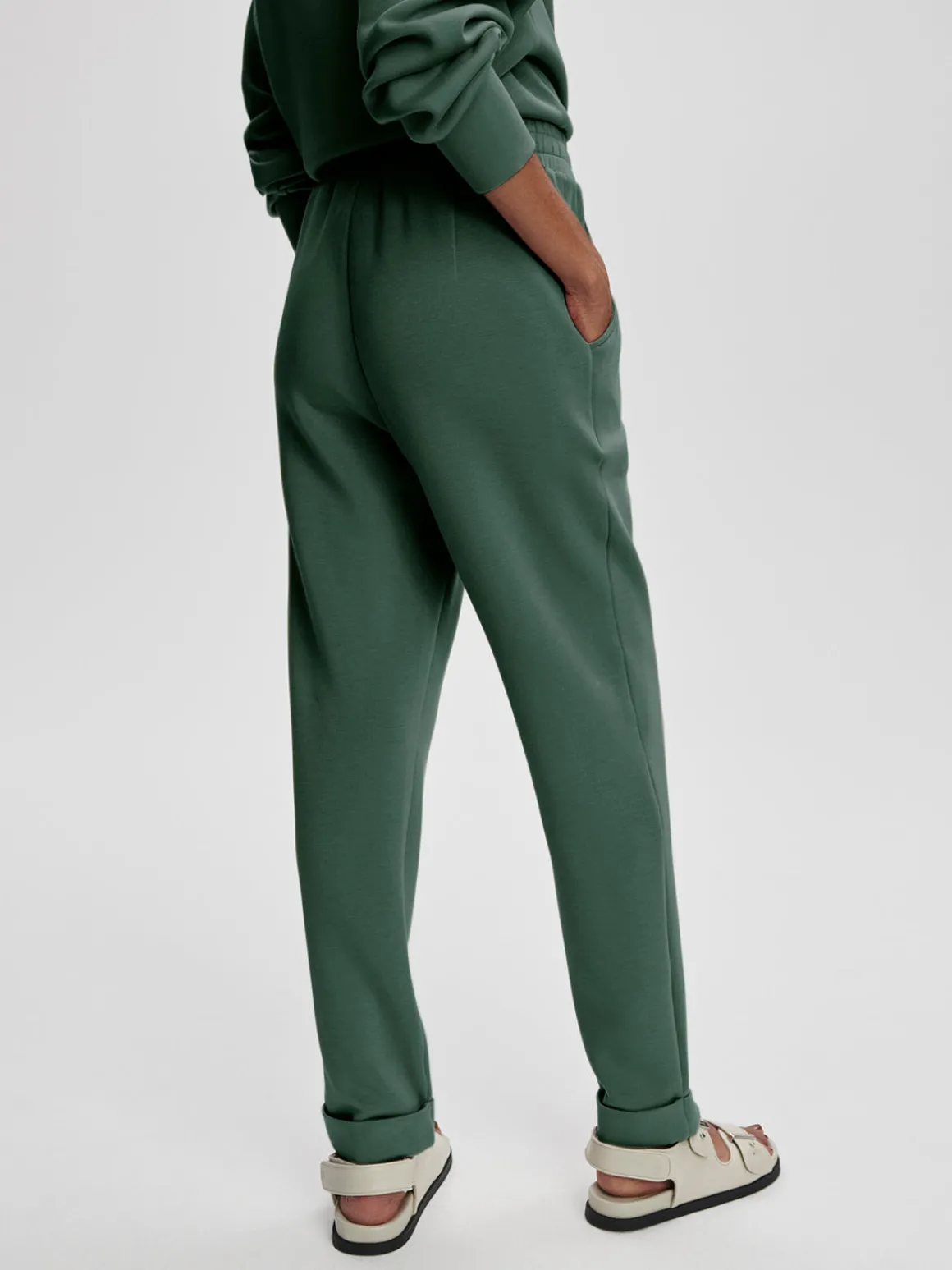 The Rolled Cuff Pant 25 - Cilantro
