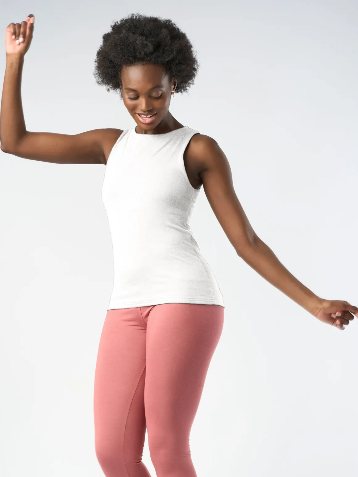 Twist Yoga Vest - Natural