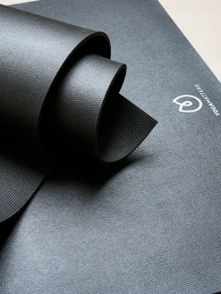Yogamatters Signature Studio Yoga Mat – Nearly Perfect